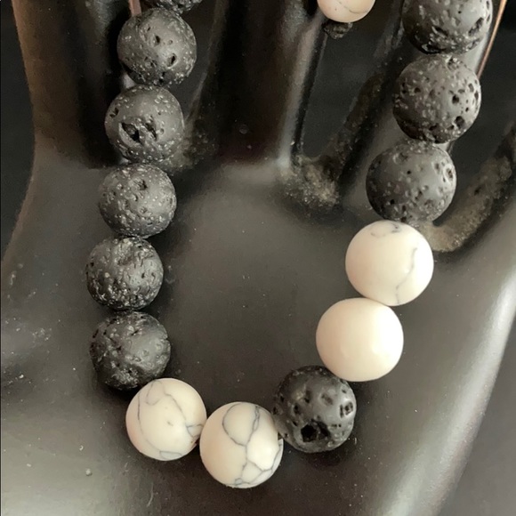 Essential oil bracelet any size wrist - Picture 2 of 3